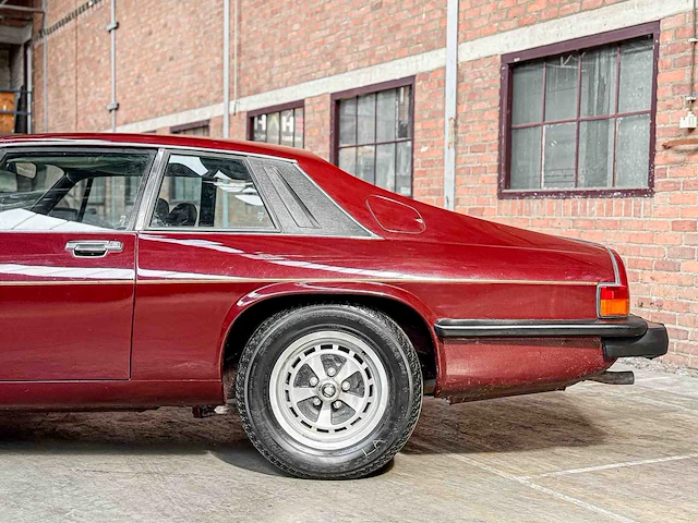 Jaguar xjs 5.3 v12 coupé 295pk 1977 (origineel-nl), pt-03-fn - afbeelding 33 van  35