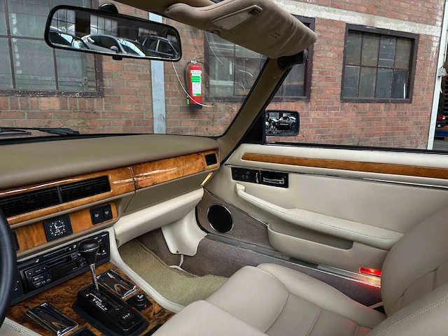 Jaguar xjs cabriolet 4.0 233pk 1995 - afbeelding 8 van  34