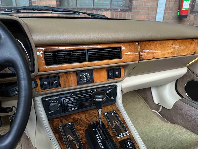 Jaguar xjs cabriolet 4.0 233pk 1995 - afbeelding 14 van  34