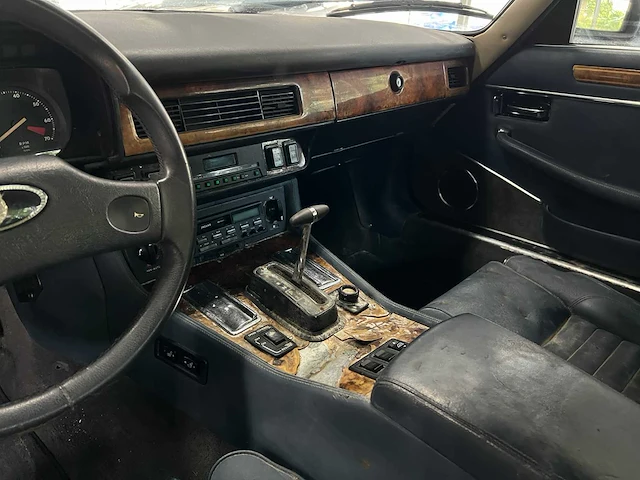 Jaguar xjs cabriolet 5.3 v12 265pk 1989 - afbeelding 24 van  36