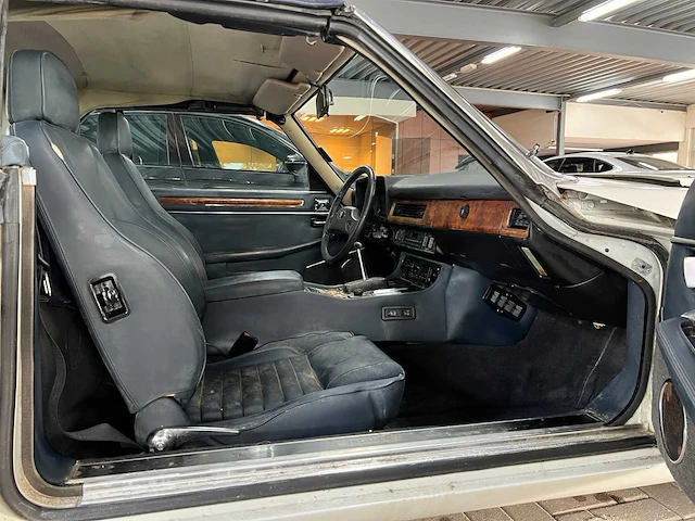 Jaguar xjs cabriolet 5.3 v12 265pk 1989 - afbeelding 30 van  36