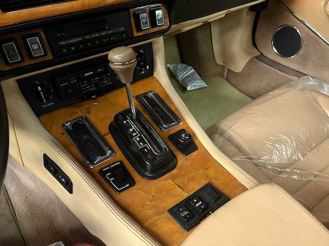 Jaguar xjs cabriolet 5.3 v12 265pk 1991 - afbeelding 21 van  38