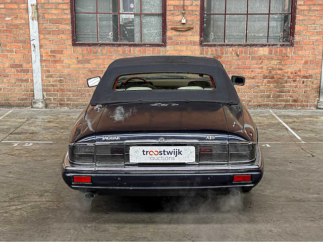 Jaguar xjs convertible 4.0 6-in-lijn 240pk 1996 - afbeelding 4 van  36