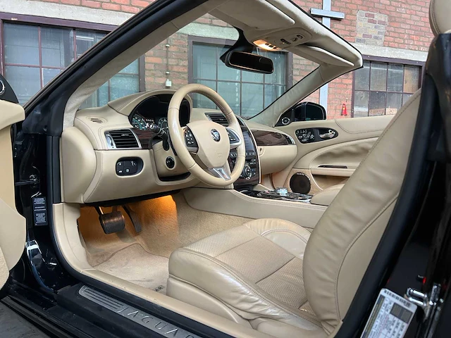 Jaguar xk 5.0 v8 convertible 398pk 2014 - afbeelding 14 van  42