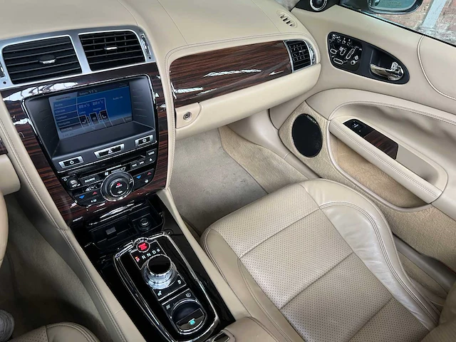 Jaguar xk 5.0 v8 convertible 398pk 2014 - afbeelding 17 van  42