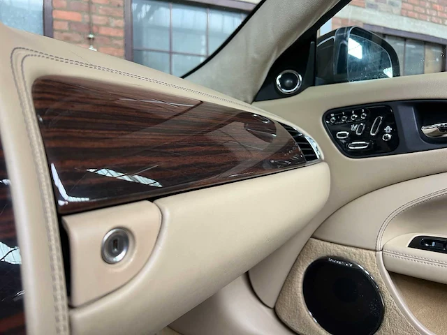 Jaguar xk 5.0 v8 convertible 398pk 2014 - afbeelding 18 van  42