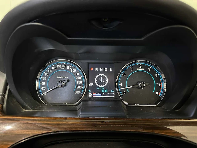 Jaguar xk 5liter v8 convertible duits kenteken - afbeelding 8 van  31