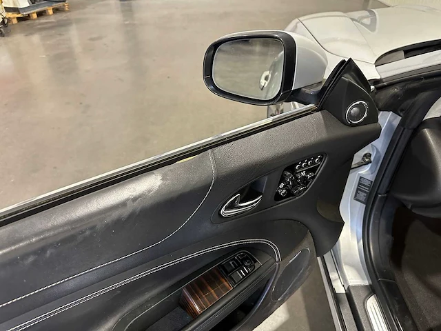 Jaguar xk 5liter v8 convertible duits kenteken - afbeelding 20 van  31