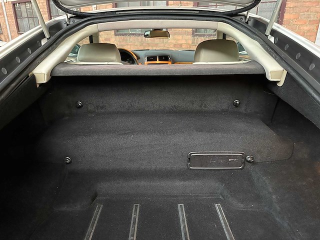 Jaguar xk coupe 4.2 v8 300pk 2006 youngtimer (53.000 km) - afbeelding 28 van  42