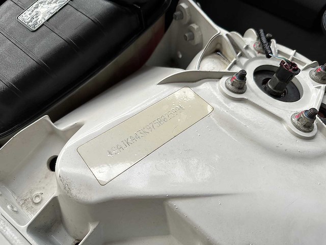 Jaguar xk coupe 4.2 v8 300pk 2006 youngtimer (53.000 km) - afbeelding 35 van  42