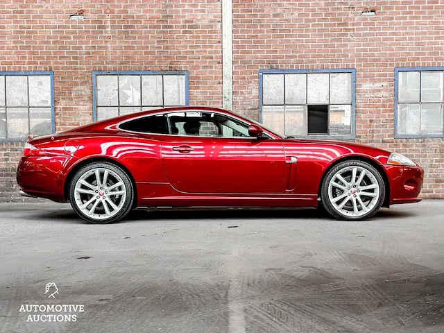 Jaguar xk coupe 4.2 v8 300pk 2007 -youngtimer- - afbeelding 3 van  46
