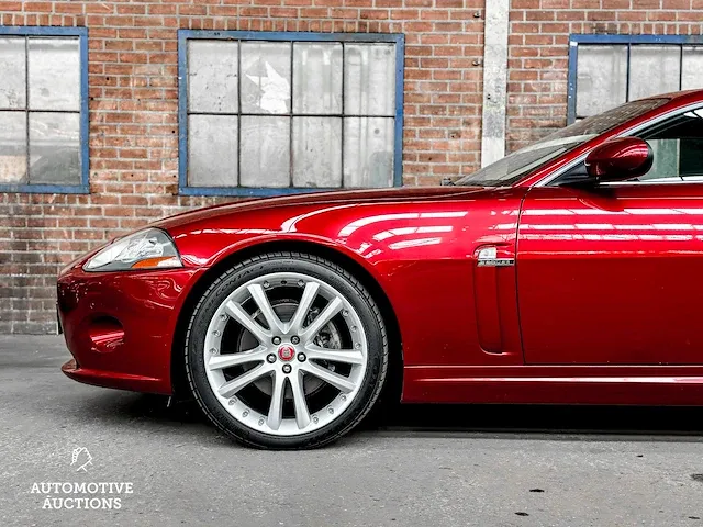 Jaguar xk coupe 4.2 v8 300pk 2007 -youngtimer- - afbeelding 16 van  46