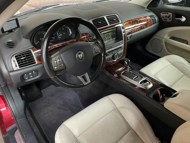 Jaguar xk coupe 4.2 v8 300pk 2007 -youngtimer- - afbeelding 19 van  46