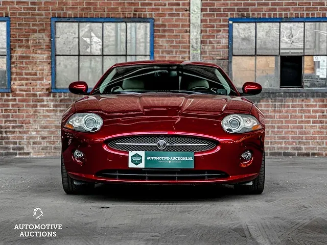 Jaguar xk coupe 4.2 v8 300pk 2007 -youngtimer- - afbeelding 42 van  46