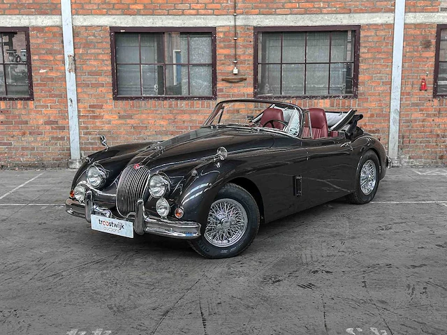 Jaguar xk150 3.8 drop head coupe 6-in-lijn 220pk 1959 cabriolet xk-serie xk 150, am-56-88 - afbeelding 12 van  39