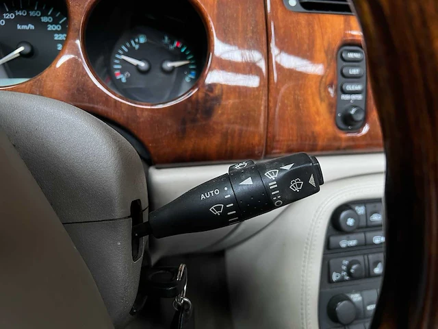 Jaguar xk8 4.0 v8 convertible 284pk 1999, 61-dn-pt - afbeelding 17 van  37