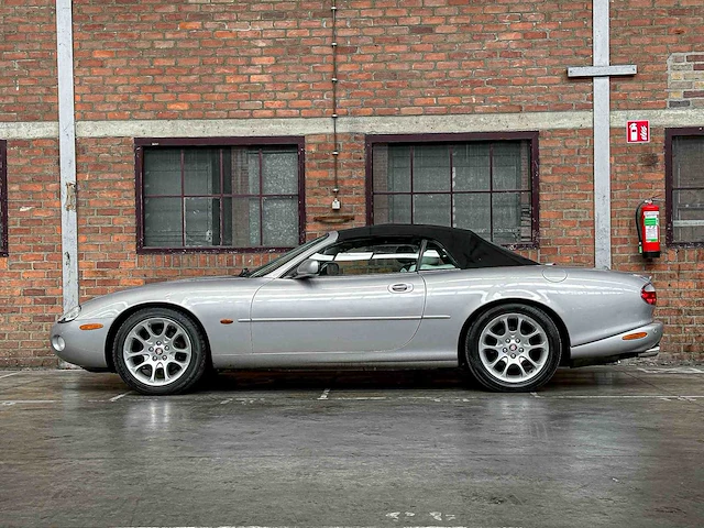 Jaguar xkr 4.0 v8 convertible 363pk 2001 (lpg) , n-457-kk youngtimer - afbeelding 8 van  37