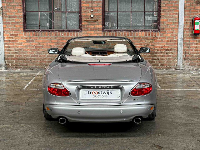 Jaguar xkr 4.0 v8 convertible 363pk 2001 (lpg) , n-457-kk youngtimer - afbeelding 4 van  37