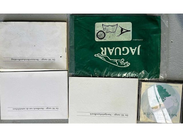 Jaguar xkr 4.2 v8 convertible 396 pk, automaat, 16-nf-pd - afbeelding 36 van  43