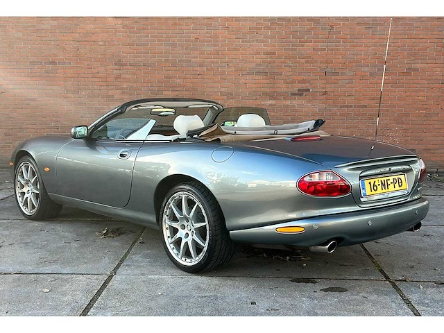 Jaguar xkr 4.2 v8 convertible 396 pk, automaat, 16-nf-pd - afbeelding 34 van  43