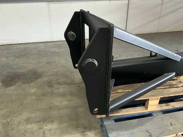 Jako hijsjib 1500kg. manitou aansluiting - afbeelding 2 van  13