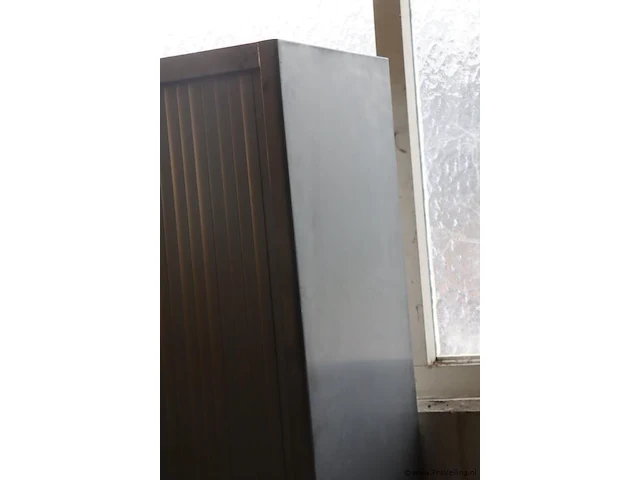 Jalouziedeurkast incl. sleutel - 120x48x199cm - afbeelding 3 van  3