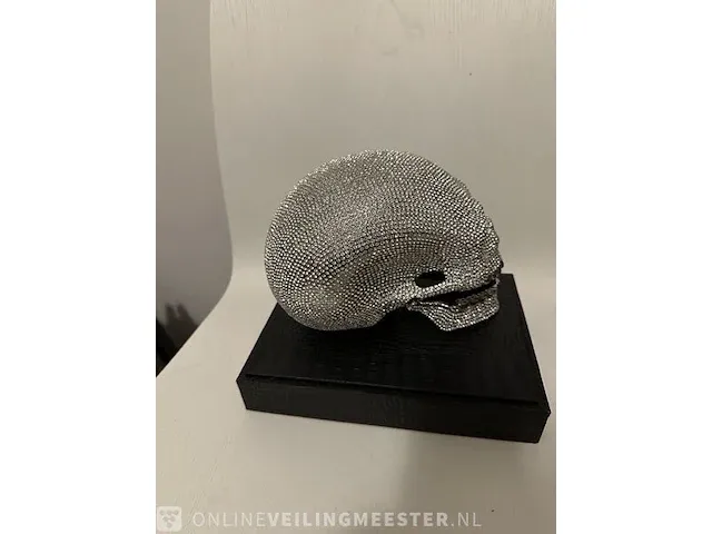 Jan roedema - damian hirst - 10.000 swarovski diamanten skullhead reproductie - afbeelding 6 van  14