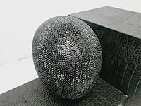 Jan roedema x damian hirst - 10.000 diamanten skullhead reproductie - afbeelding 3 van  11