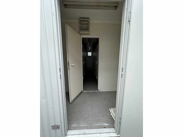 Jan snel sanitairunit 6x3meter 8 douches - afbeelding 6 van  10