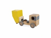 Janod bolid houten kiepwagen en graafmachine met stille rubberen wielen geschikt vanaf 2 jaar - afbeelding 2 van  4