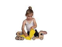 Janod bolid houten kiepwagen en graafmachine met stille rubberen wielen geschikt vanaf 2 jaar - afbeelding 4 van  4