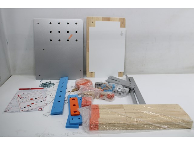 Janod brico'kids j06477 werkbank blauw en rood vanaf 3 jaar - afbeelding 4 van  5