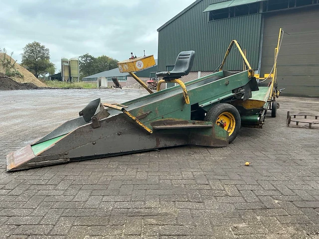 Jansen en heuning agrarisch opschepmachine - afbeelding 12 van  24