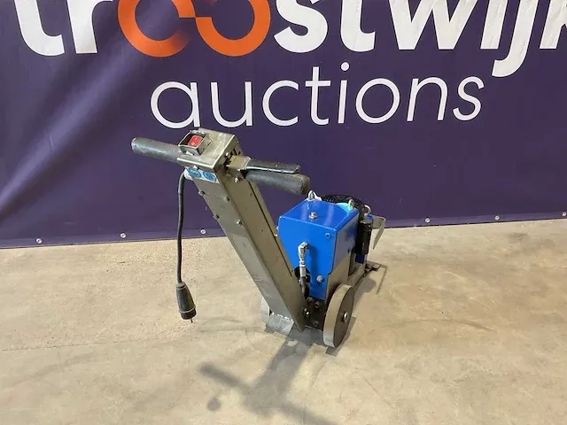 Janser mobile tapijtstripper hydraulisch - afbeelding 3 van  4
