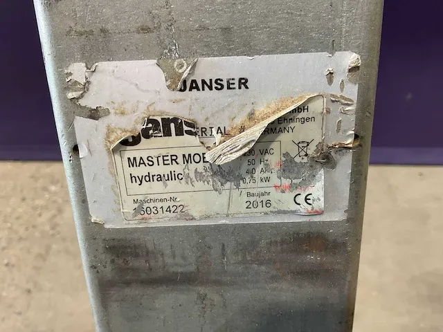 Janser mobile tapijtstripper hydraulisch - afbeelding 4 van  4