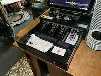 Janssens kassa/keuken/restaurantsysteem met doorgifte monitoren - afbeelding 12 van  18