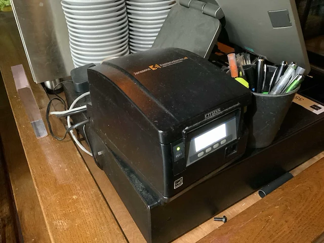 Janssens kassa/keuken/restaurantsysteem met doorgifte monitoren - afbeelding 13 van  18