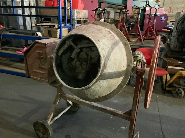 Jantjebeton betonmixer - afbeelding 3 van  4