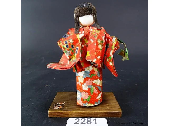 Japans popje - afbeelding 1 van  3