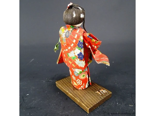 Japans popje - afbeelding 2 van  3