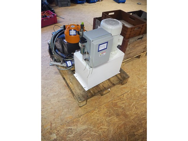 Jarvis - afbeelding 1 van  15