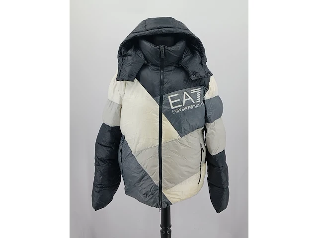Jas, maat m, armani - afbeelding 1 van  20