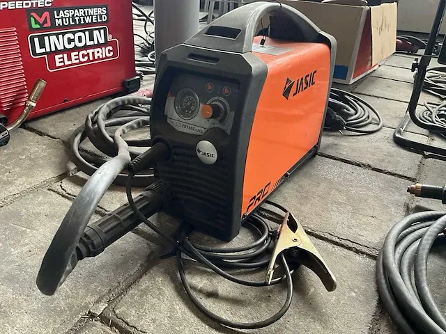 Jasic cut 40 c plasmasnijder - afbeelding 1 van  4