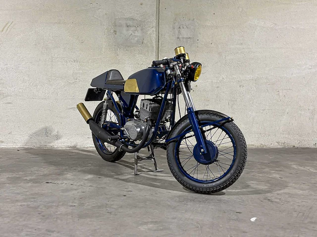 Jawa 350 cafe racer two-stroke 343cc 1991, ml-27-jz motorfiets - afbeelding 10 van  12