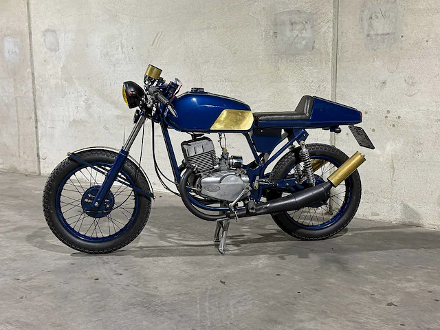 Jawa 350 cafe racer two-stroke 343cc 1991, ml-27-jz motorfiets - afbeelding 8 van  12