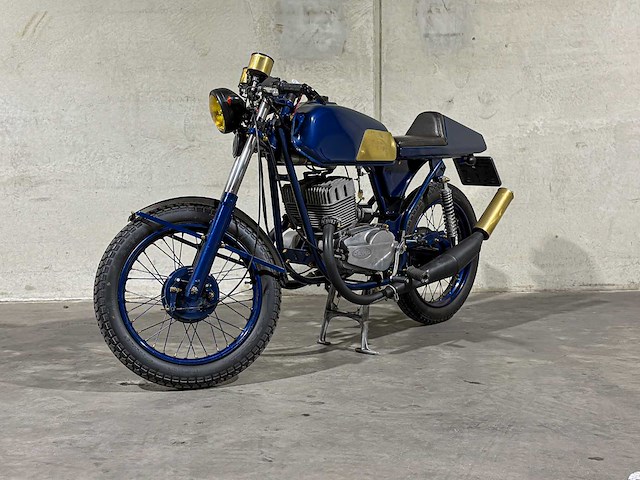 Jawa 350 cafe racer two-stroke 343cc 1991, ml-27-jz motorfiets - afbeelding 1 van  12