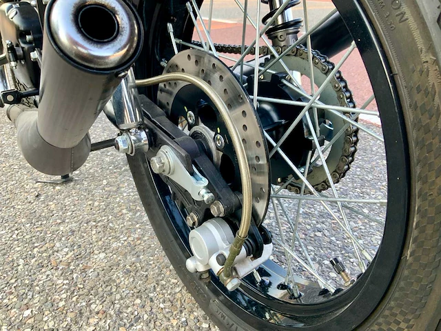 Jawa customized motorfiets - afbeelding 3 van  15