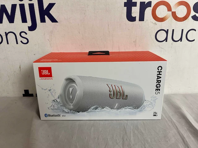 Jbl charge 5 - draagbare bluetooth speaker - wit - afbeelding 2 van  2