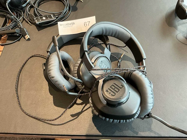 Jbl headset (2x) - afbeelding 1 van  3