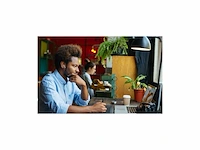 Jbl live flex in-ear bluetooth koptelefoon met 40 uur batterijduur noise cancelling en waterdicht zilver - afbeelding 3 van  4